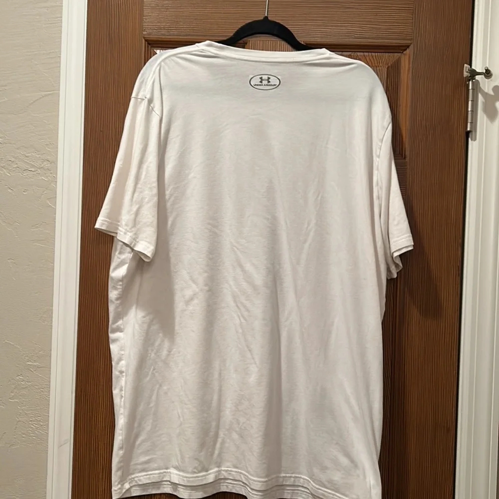 Under Armour LOOSE HeatGear Tee Shirt - Picture 4 of 7